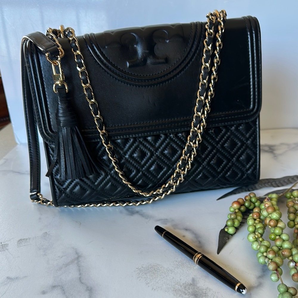 Tory Burch Black and Gold Shoulder Bag with Quilted Leather and Chain Strap